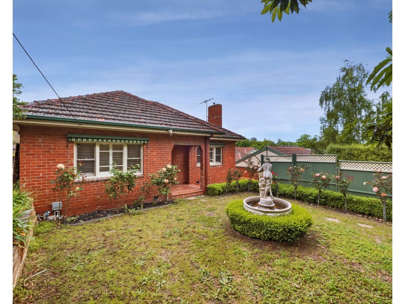 1/240 Elgar Road, Box Hill South VIC 3128