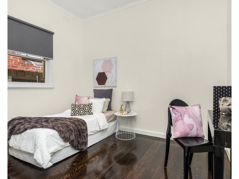 1/240 Elgar Road, Box Hill South VIC 3128