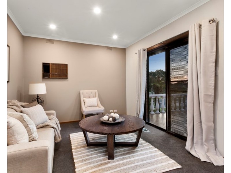 281 Mahoneys Road, Forest Hill VIC 3131