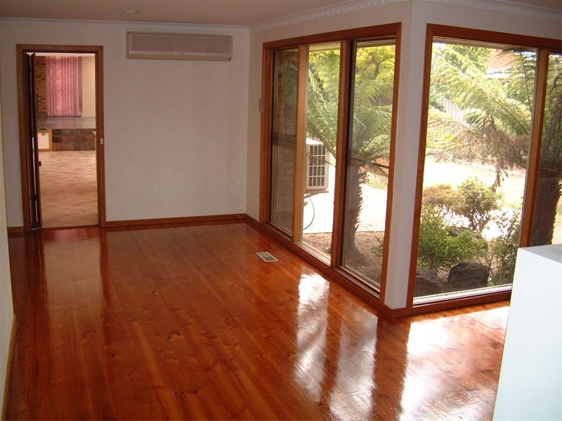 12 Janina Court, Wheelers Hill VIC 3150