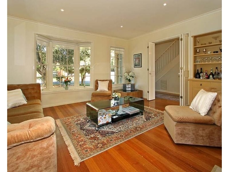 17 Ranfurlie Drive, Glen Waverley VIC 3150