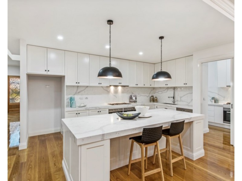 3 Aitchison Court, Glen Waverley VIC 3150