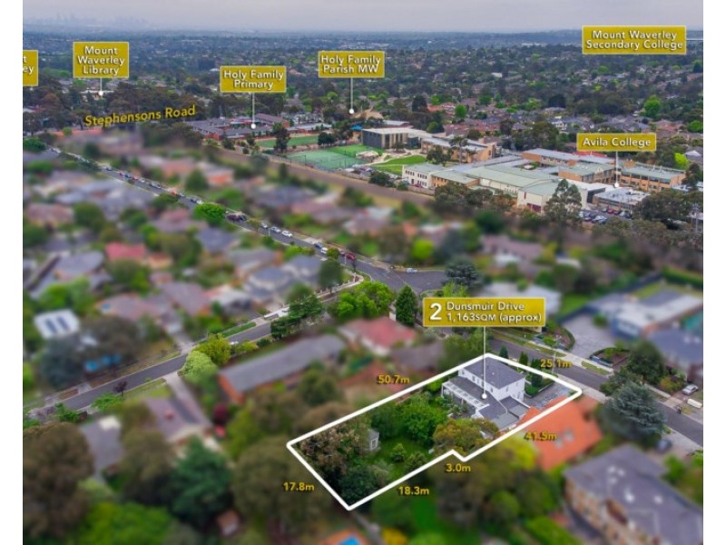 2 Dunsmuir Drive, Mount Waverley VIC 3149