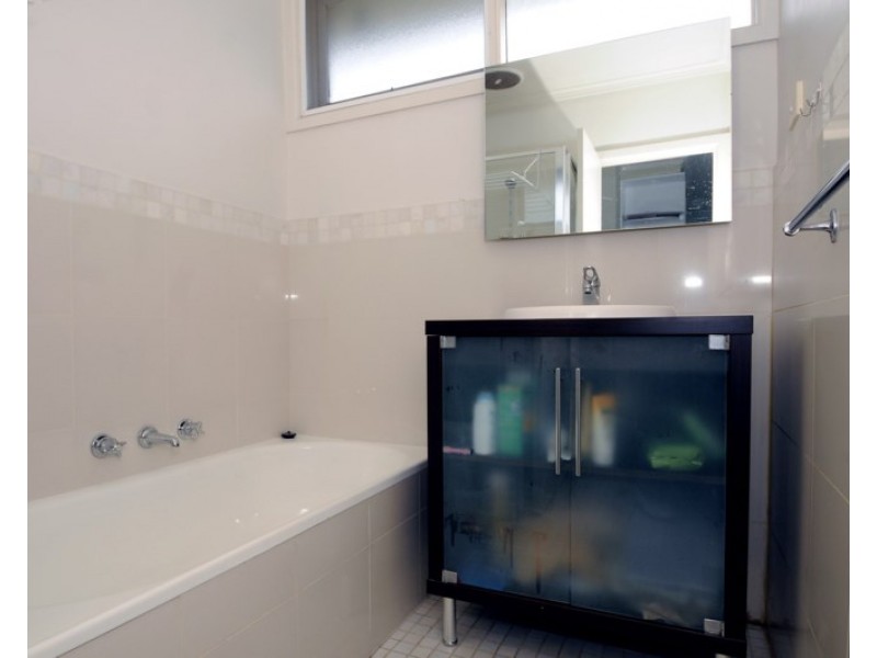 1/17 Norfolk Street, Glen Waverley VIC 3150