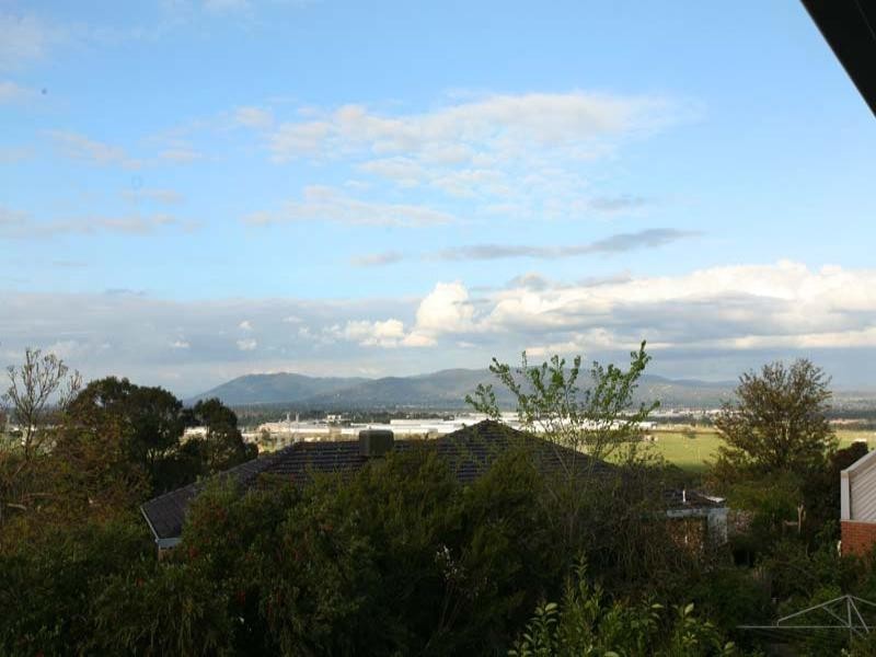 59 Grandview Road, Wheelers Hill VIC 3150