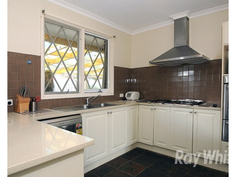 6 Sutherland Court, Mulgrave VIC 3170