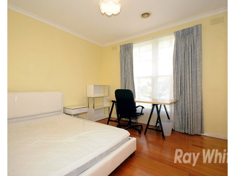 6 Sutherland Court, Mulgrave VIC 3170