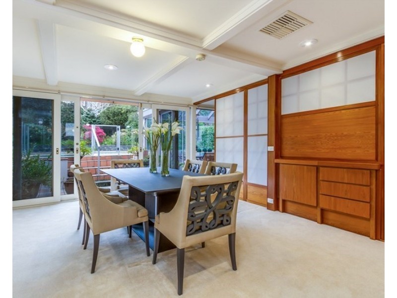 13 Caithness Crescent, Glen Waverley VIC 3150