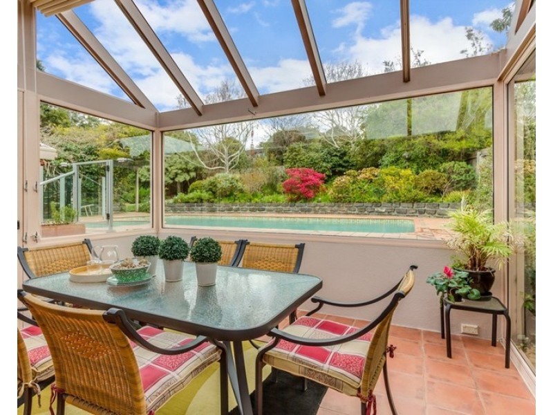 13 Caithness Crescent, Glen Waverley VIC 3150