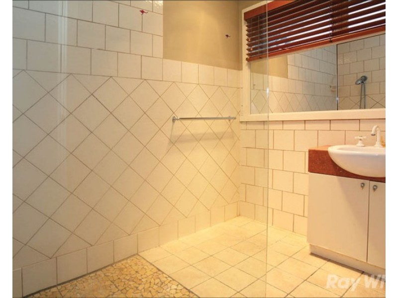 27 Hubbard Avenue, Mulgrave VIC 3170