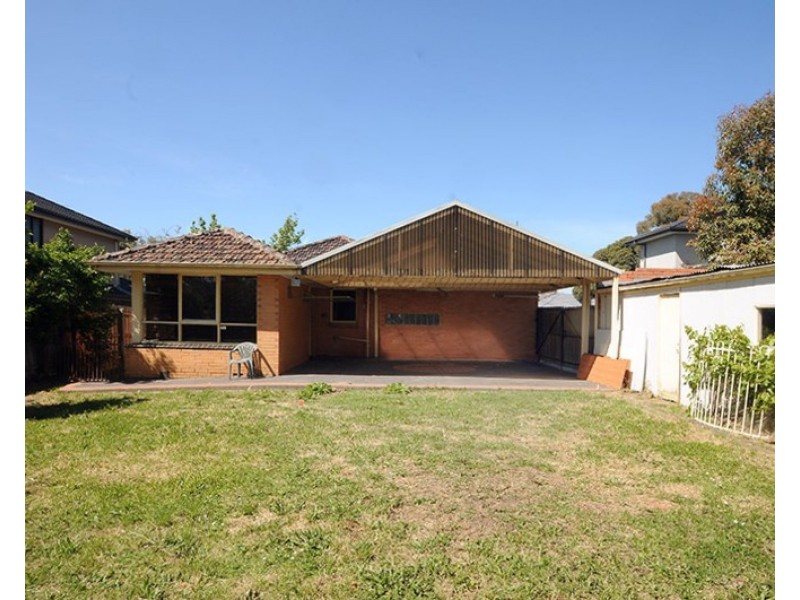 7 Folkstone Road, Glen Waverley VIC 3150