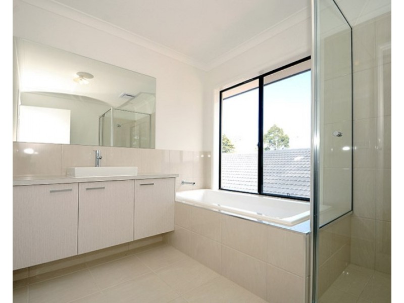 23 Baddeley Circuit, Croydon VIC 3136