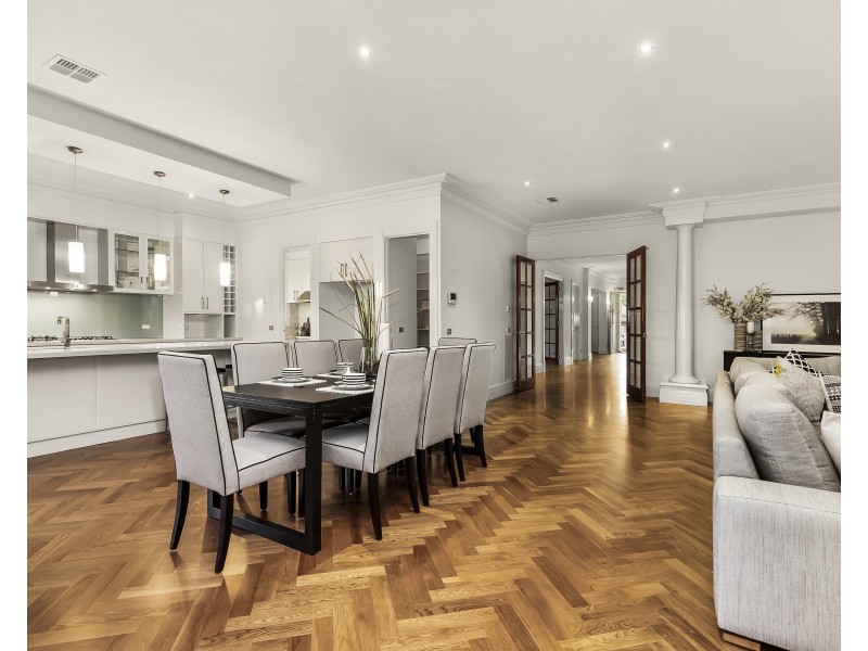 28 Myrtle Street, Glen Waverley VIC 3150