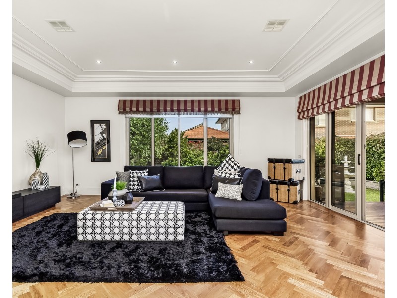 28 Myrtle Street, Glen Waverley VIC 3150