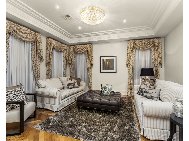 28 Myrtle Street, Glen Waverley VIC 3150