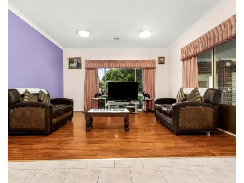 1 Jersey Close, Endeavour Hills VIC 3802