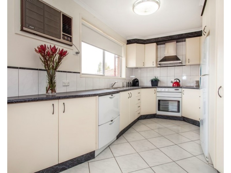 7 Mantova Drive, Wheelers Hill VIC 3150