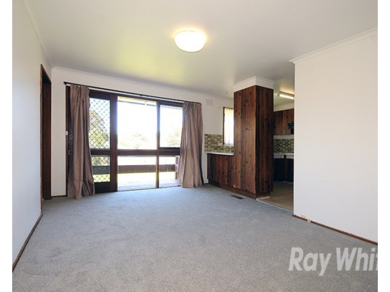 8 Argyle Way, Wantirna South VIC 3152