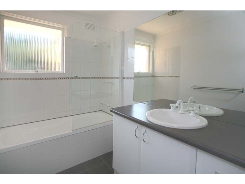 81 Husband Road, Forest Hill VIC 3131