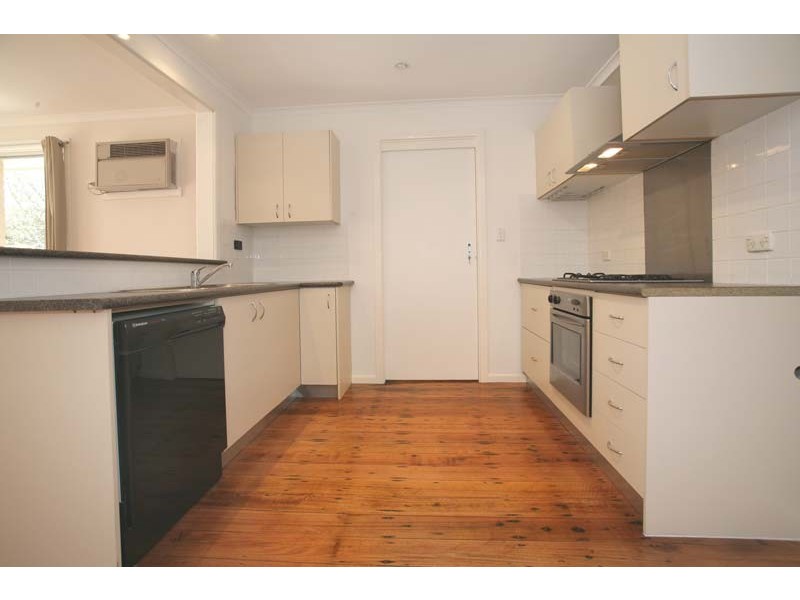 81 Husband Road, Forest Hill VIC 3131