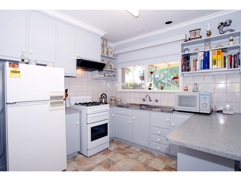 9 Magnolia Court, Glen Waverley VIC 3150