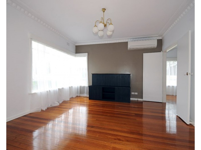 6 Currajong Street, Oakleigh East VIC 3166