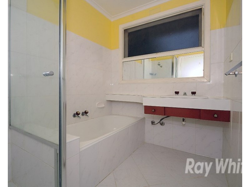 2/107 Bogong Avenue, Glen Waverley VIC 3150