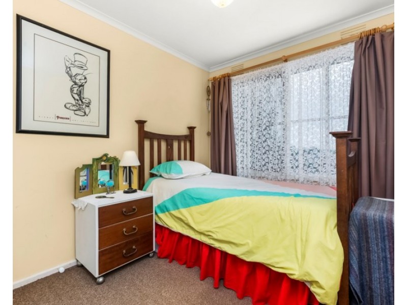 1 Warrina Court, Burwood East VIC 3151