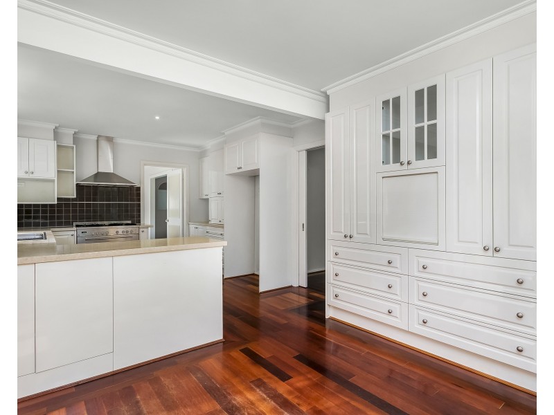 3 Rowland Court, Glen Waverley VIC 3150