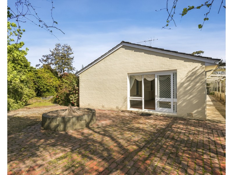 3 Rowland Court, Glen Waverley VIC 3150