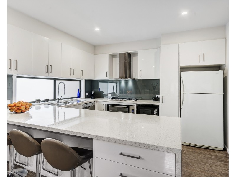 2/45 Bowen Road, Doncaster East VIC 3109