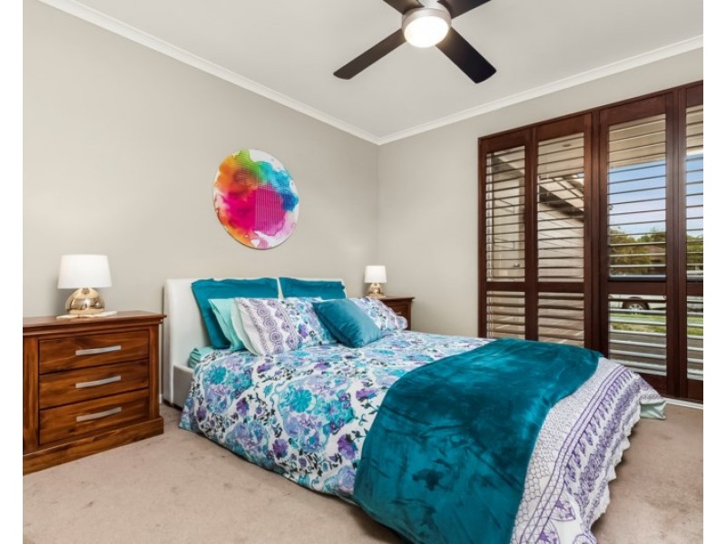 51 Dandelion Drive, Rowville VIC 3178