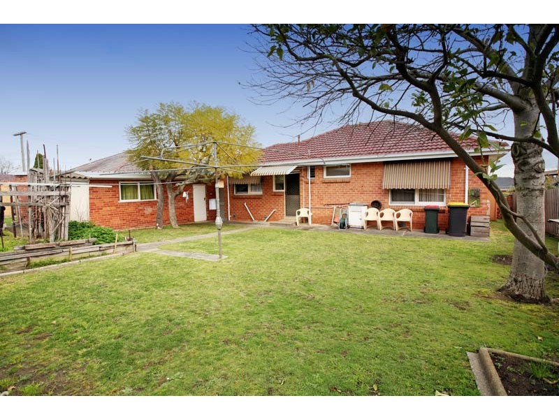 10 Wattle Grove, Mulgrave VIC 3170