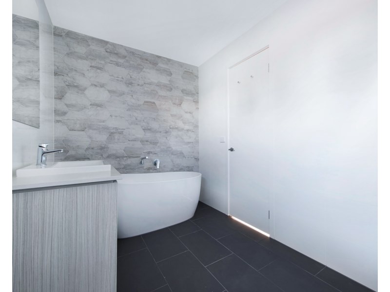 1/35 Folkestone Road, Glen Waverley VIC 3150