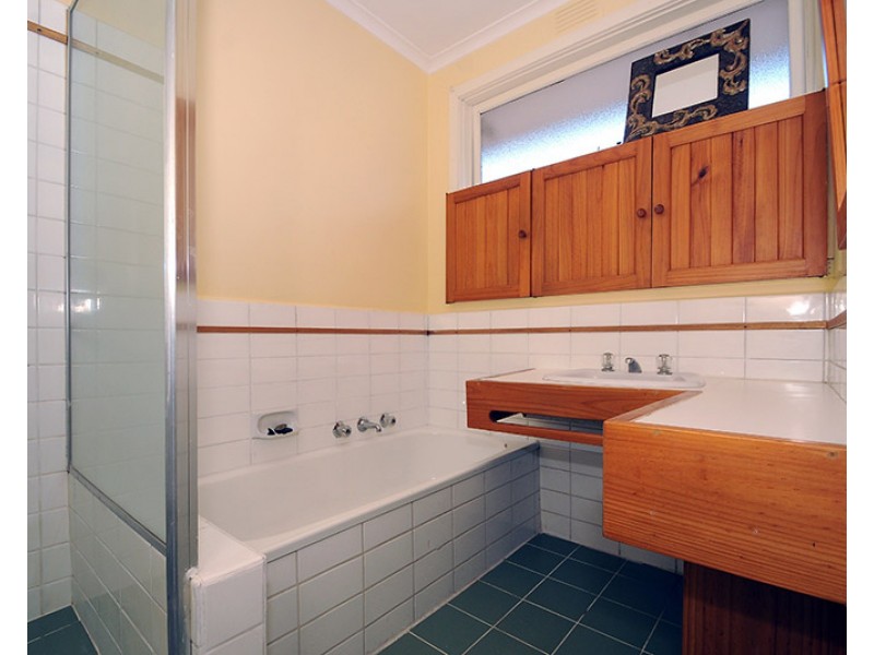 36 Academy Avenue, Wheelers Hill VIC 3150