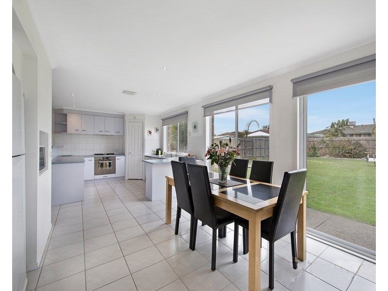 38 Armstrong Way, Dandenong North VIC 3175