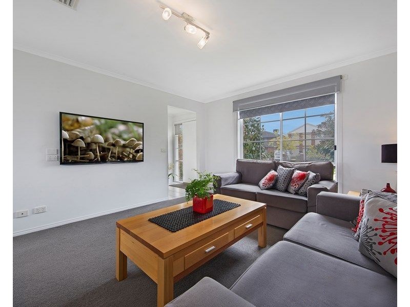 38 Armstrong Way, Dandenong North VIC 3175