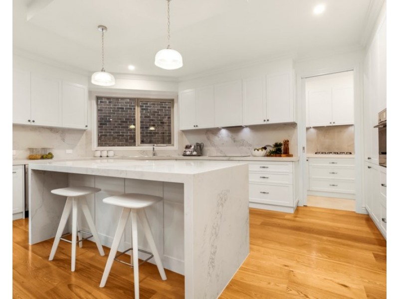 11B Avondale Grove, Mount Waverley VIC 3149