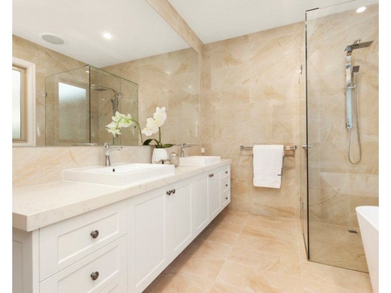 11B Avondale Grove, Mount Waverley VIC 3149