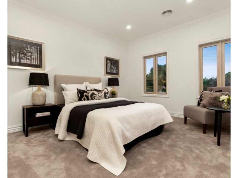 11B Avondale Grove, Mount Waverley VIC 3149