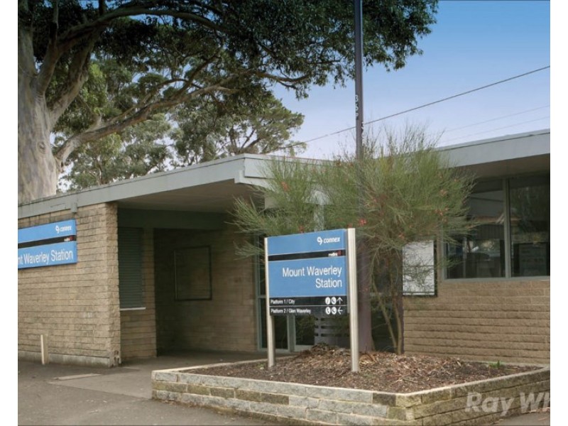 11B Avondale Grove, Mount Waverley VIC 3149