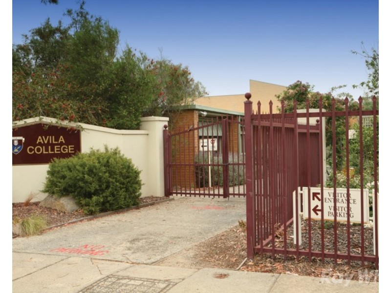 11B Avondale Grove, Mount Waverley VIC 3149