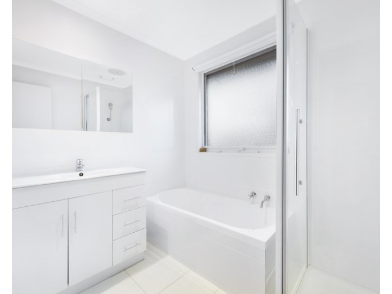 90 Haverbrack Drive, Mulgrave VIC 3170