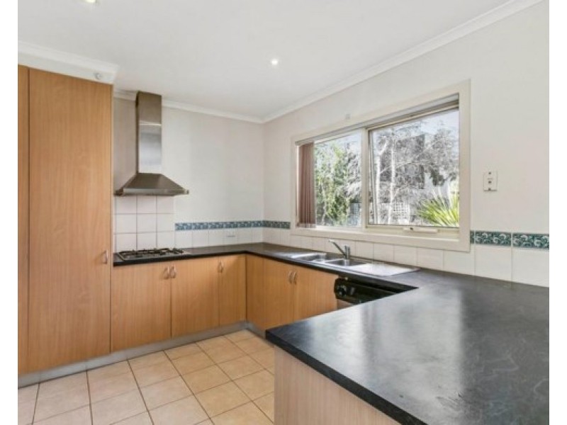 3/2 Edna Street, Mount Waverley VIC 3149