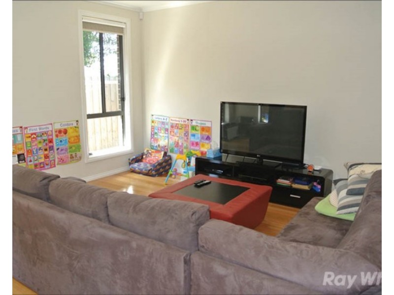 2/5 Folkstone Road, Glen Waverley VIC 3150