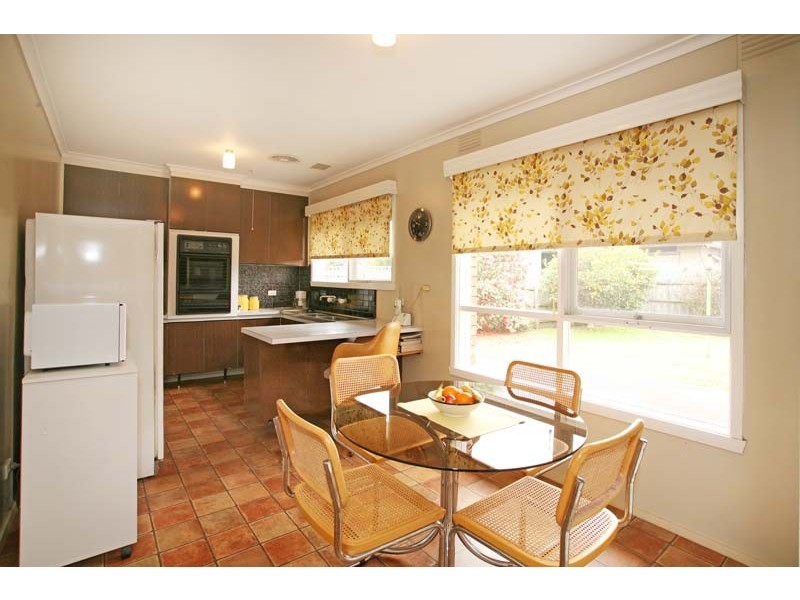 4 Owens Avenue, Glen Waverley VIC 3150