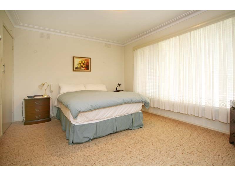 4 Owens Avenue, Glen Waverley VIC 3150