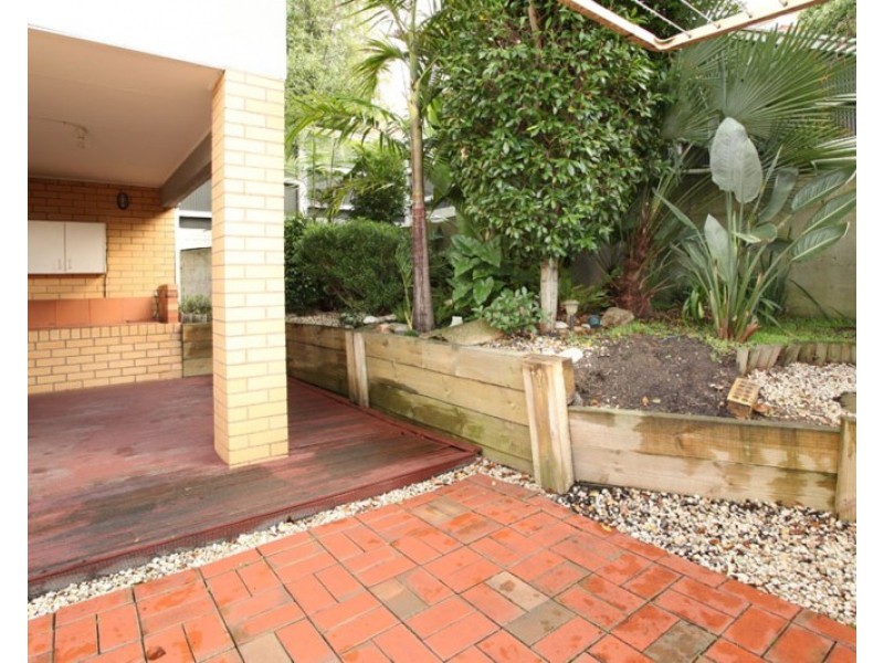 10 Tulloch Grove, Glen Waverley VIC 3150