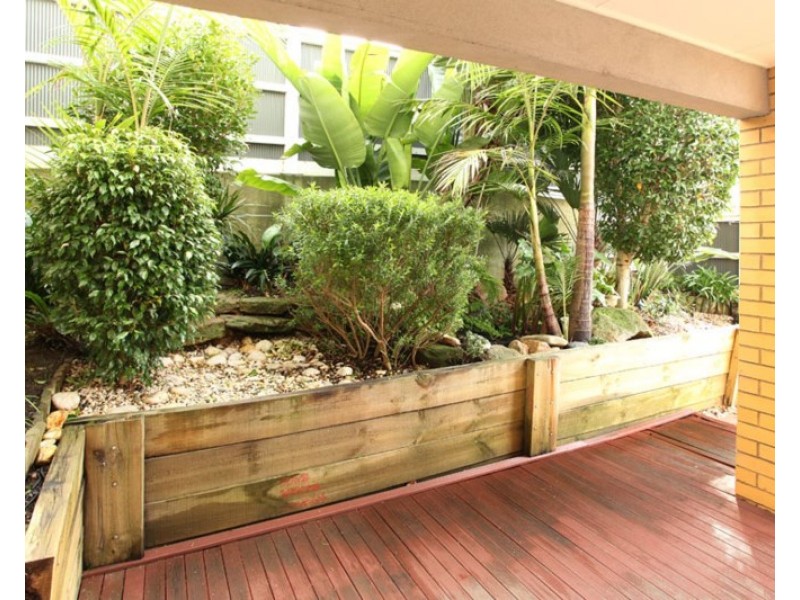 10 Tulloch Grove, Glen Waverley VIC 3150