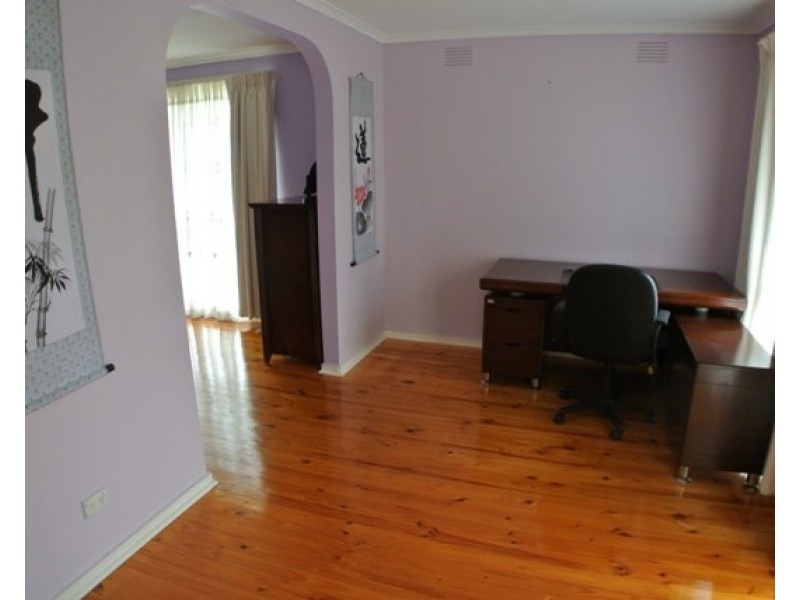 43 Remington Drive, Glen Waverley VIC 3150
